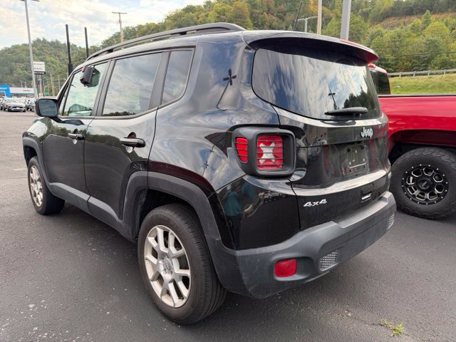Used 2020 Jeep Renegade Latitude w/ Cold Weather Group AWD/4WD image 5