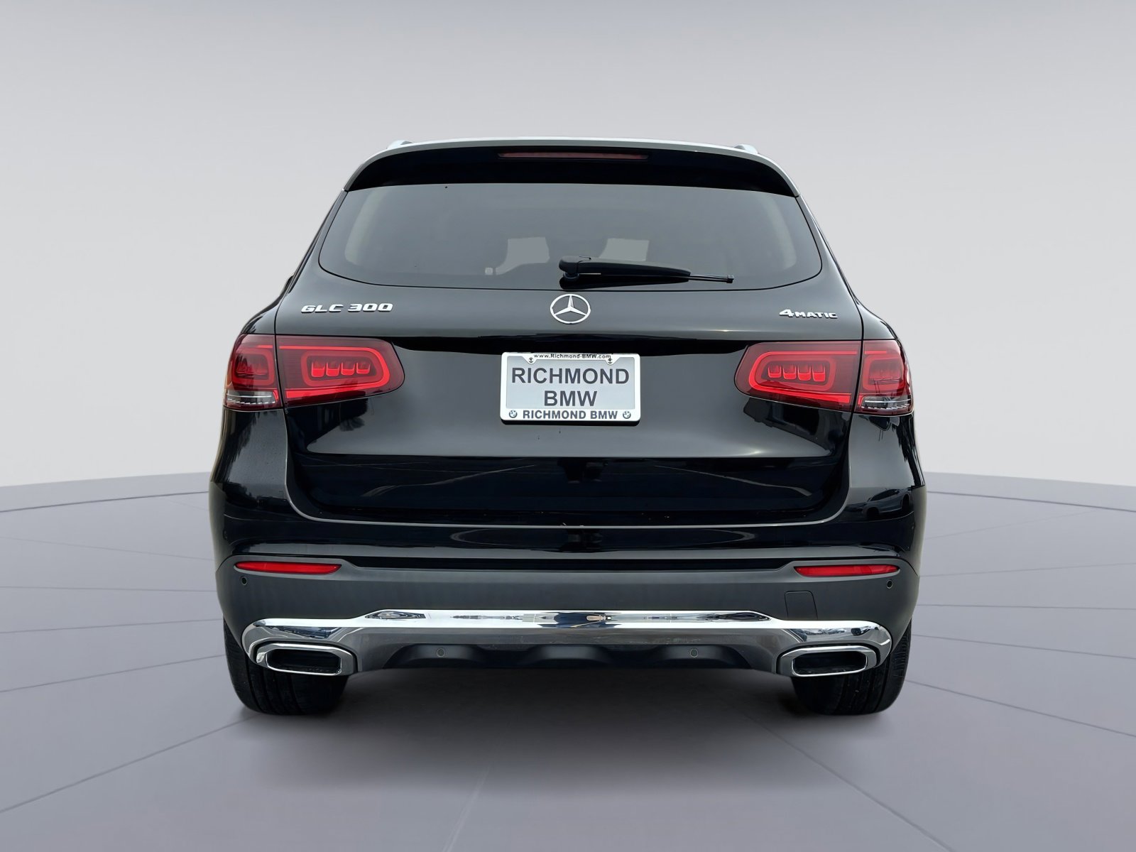 Used 2021 Mercedes-Benz GLC 300 4MATIC image 4