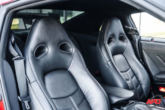 Used 2020 Nissan GT-R Premium w/ Premium Interior Package image 24
