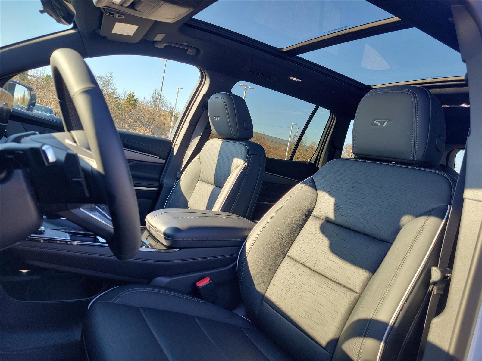 New 2026 Buick Enclave Sport Touring w/ Power Package image 17