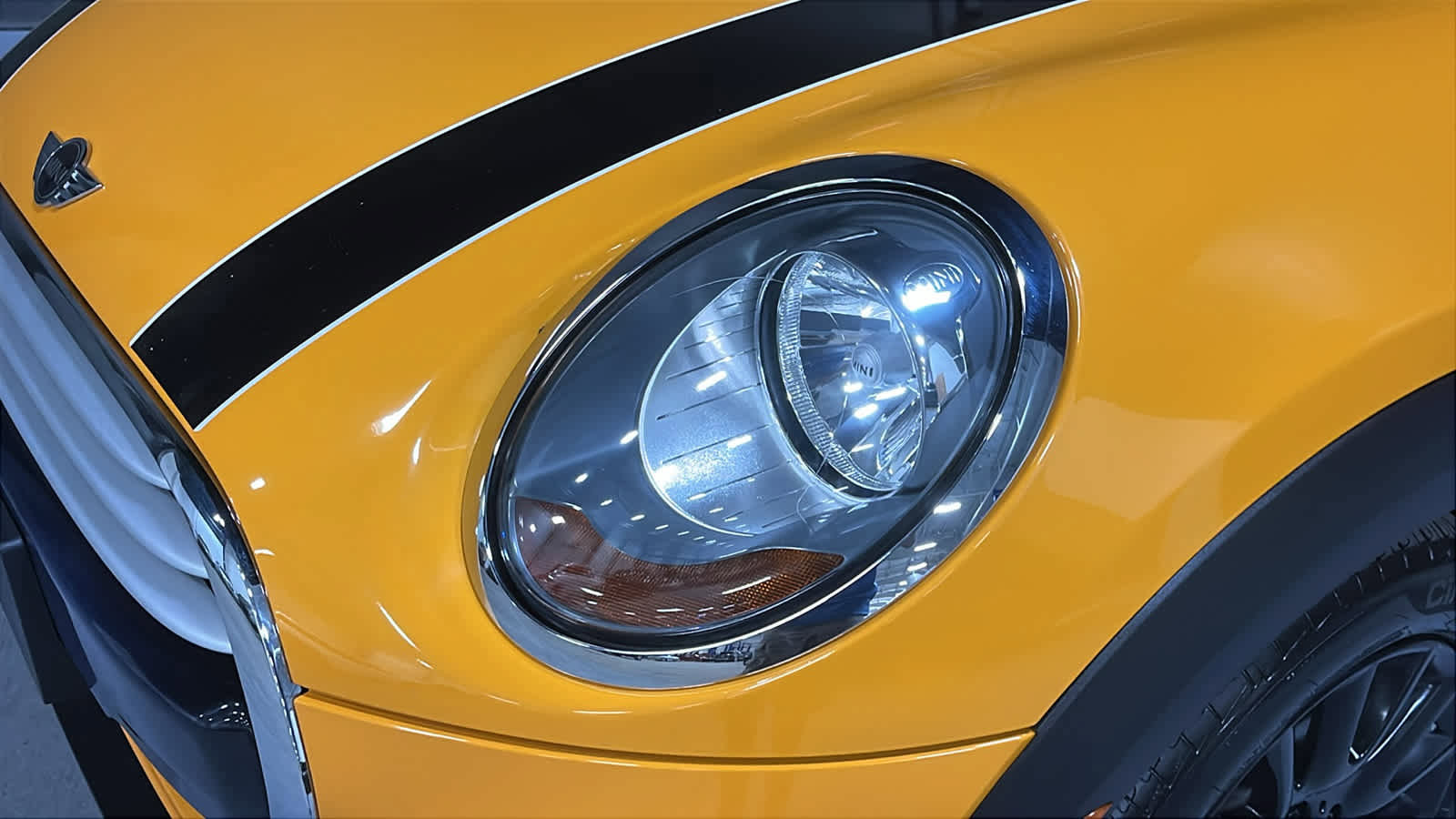 Used 2015 MINI Cooper 2-Door Hardtop FWD image 7
