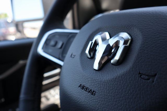 New 2025 RAM 2500 Big Horn AWD/4WD image 30