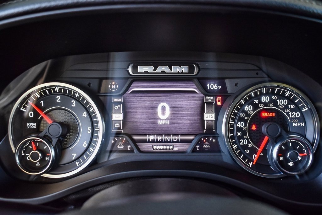 Used 2024 RAM 1500 Laramie image 22