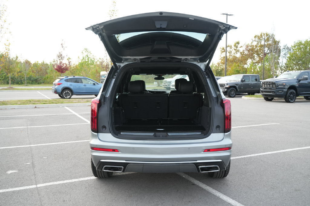 Used 2024 Cadillac XT6 Luxury AWD/4WD image 19
