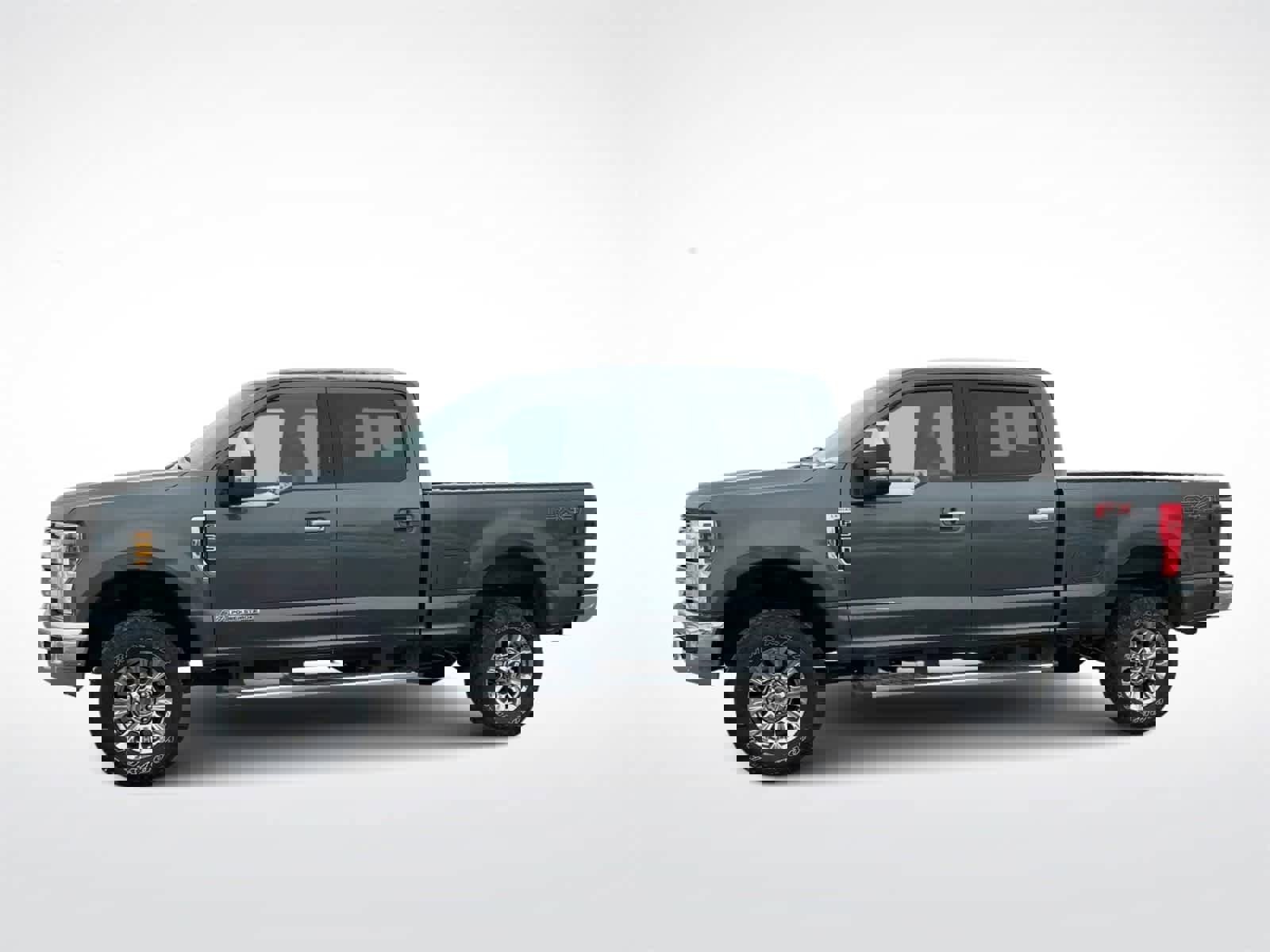 Used 2019 Ford F350 Lariat w/ Chrome Package image 5