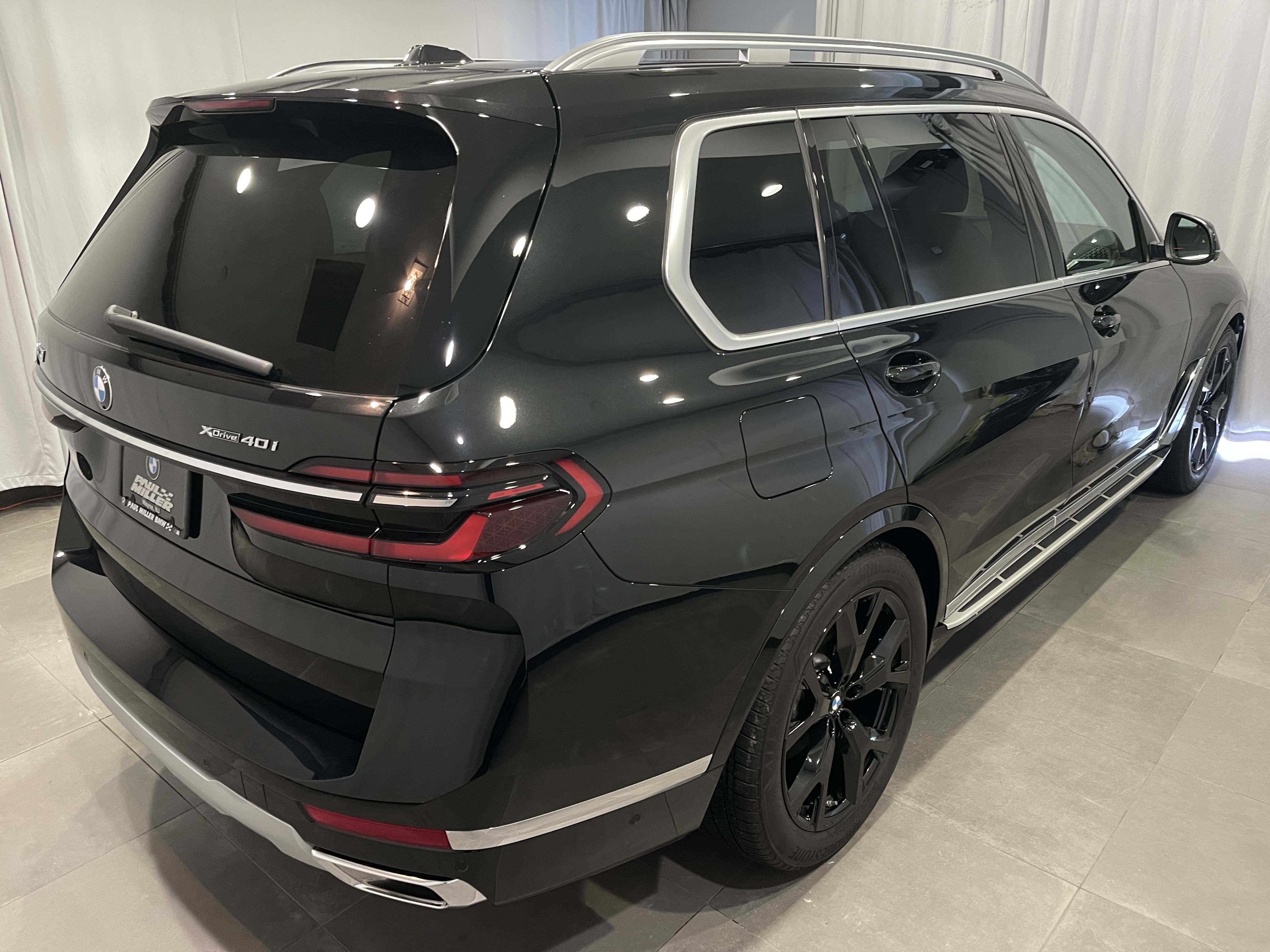 Used 2026 BMW X7 xDrive40i w/ Climate Comfort Package AWD/4WD image 6