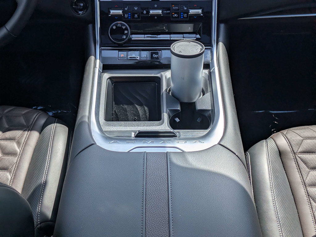 Used 2025 Nissan Armada Platinum w/ Convenience Package RWD image 20
