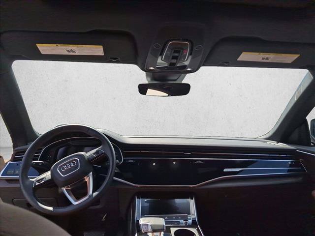 Used 2025 Audi Q8 Premium Plus AWD/4WD image 18