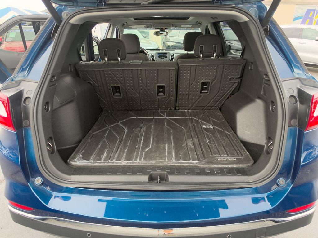Used 2019 Chevrolet Equinox LT AWD/4WD image 17