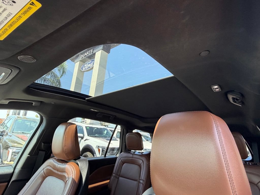 Used 2022 Lincoln Aviator Reserve AWD/4WD image 25