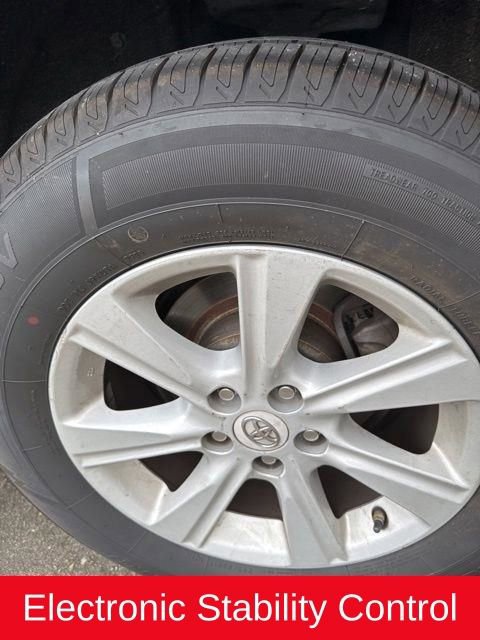 Used 2013 Toyota Highlander SE image 10