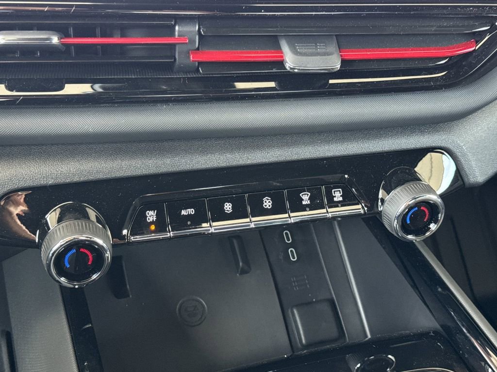 New 2026 Chevrolet Silverado EV Trail Boss w/ Premium Package AWD/4WD image 19