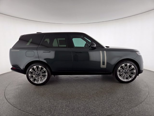 New 2026 Land Rover Range Rover SE AWD/4WD image 6