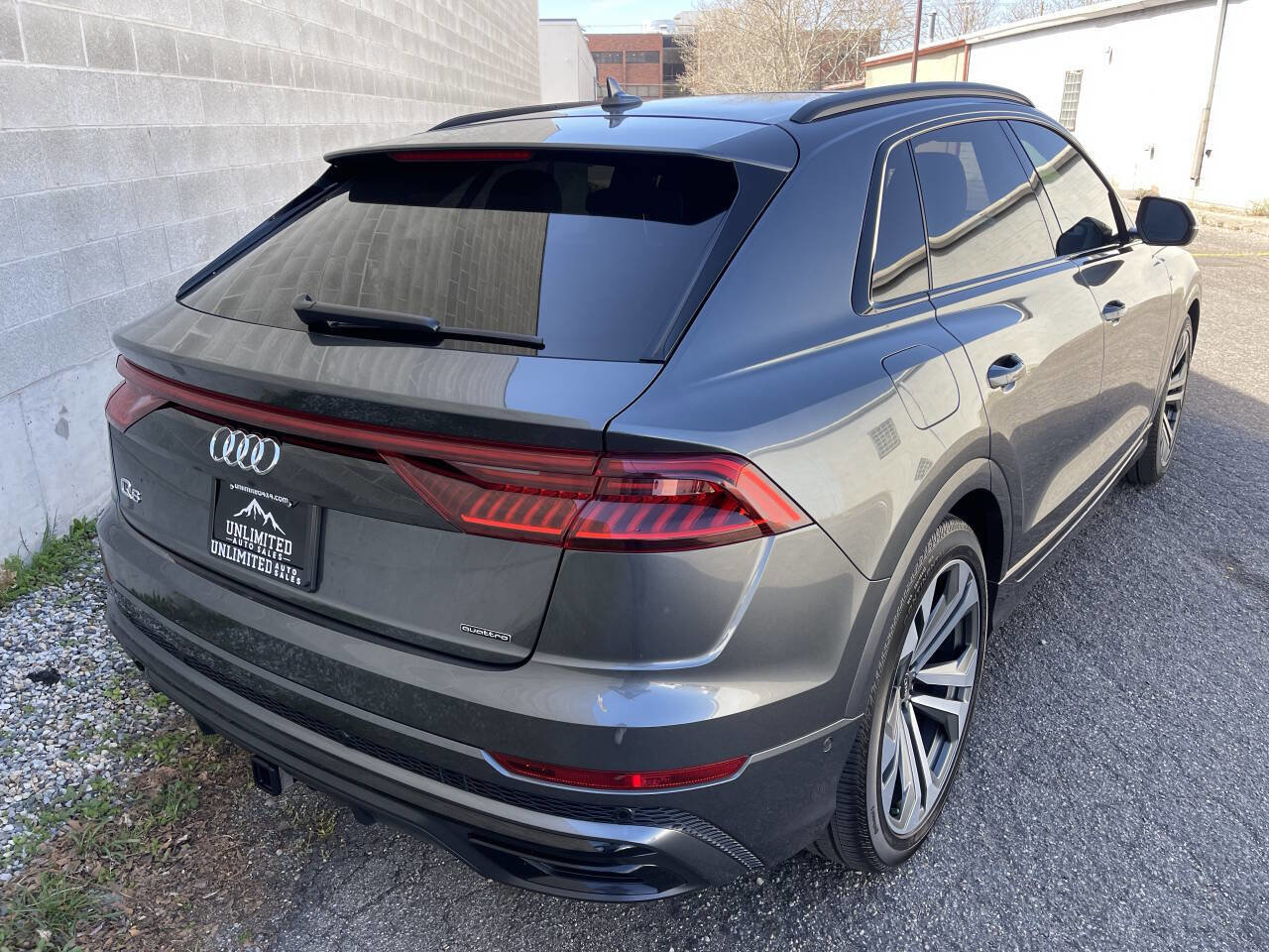 Used 2021 Audi Q8 Prestige image 7