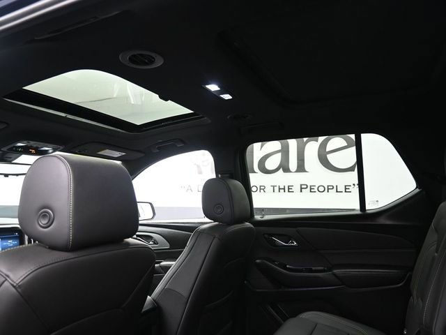 Used 2023 Chevrolet Traverse LT w/ LT Premium Package image 26
