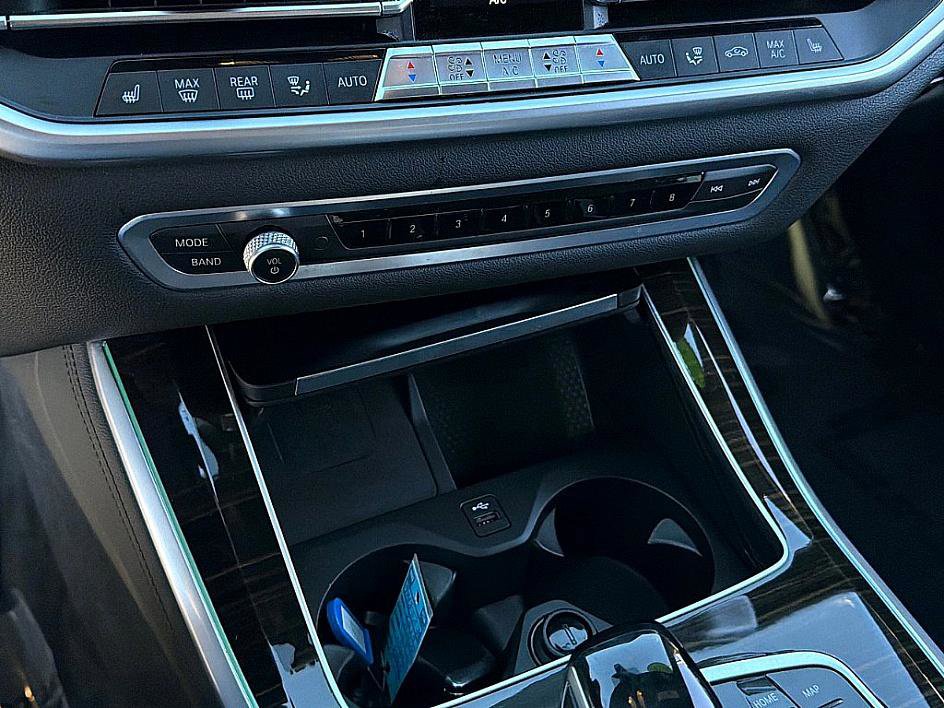 Used 2019 BMW X5 xDrive40i w/ Premium Package 2 image 14