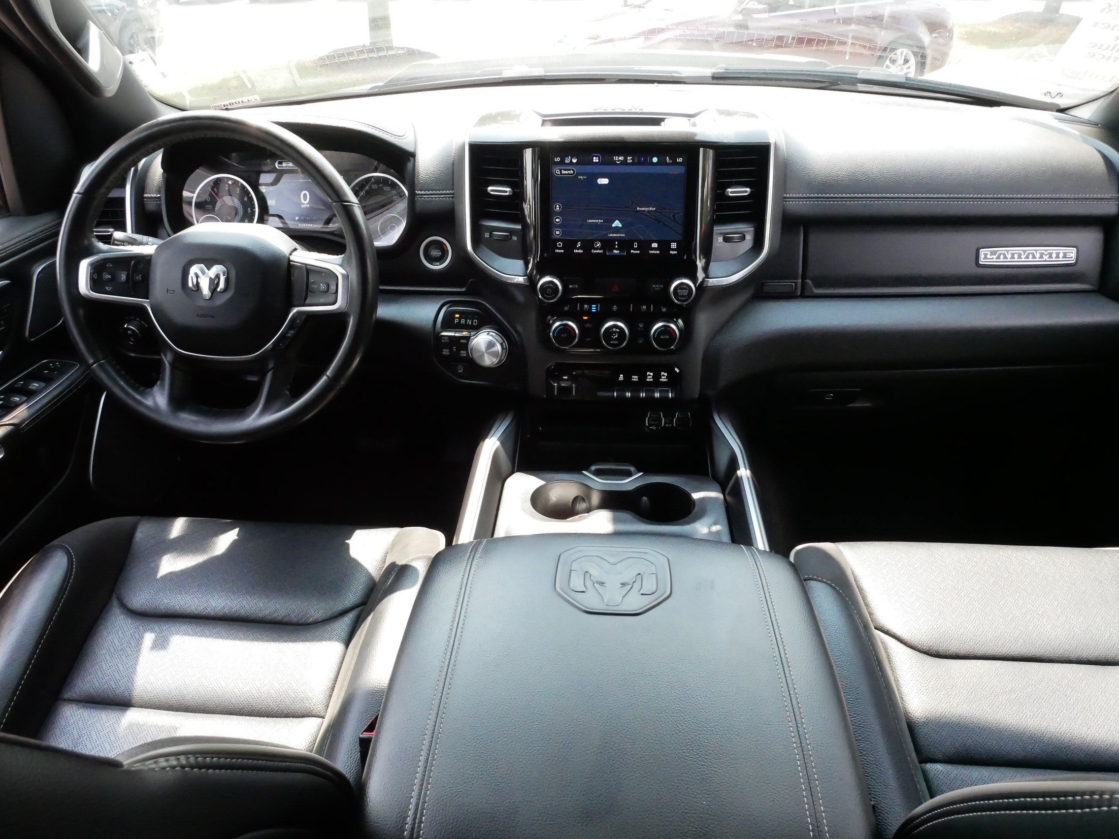 Used 2022 RAM 1500 Laramie AWD/4WD image 10
