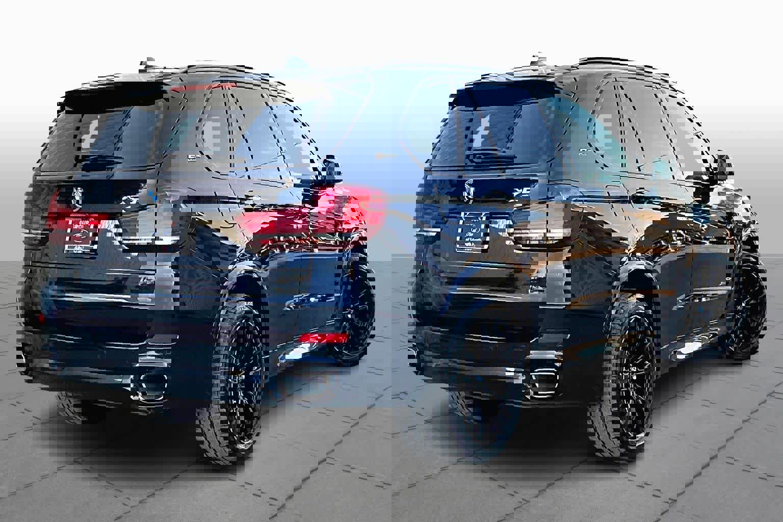 Used 2018 BMW X5 xDrive40e image 13