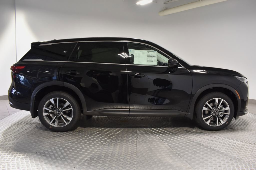 New 2026 INFINITI QX60 Pure w/ Family Package image 6