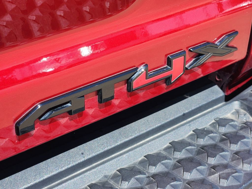 Used 2024 GMC Canyon AT4X AWD/4WD image 12