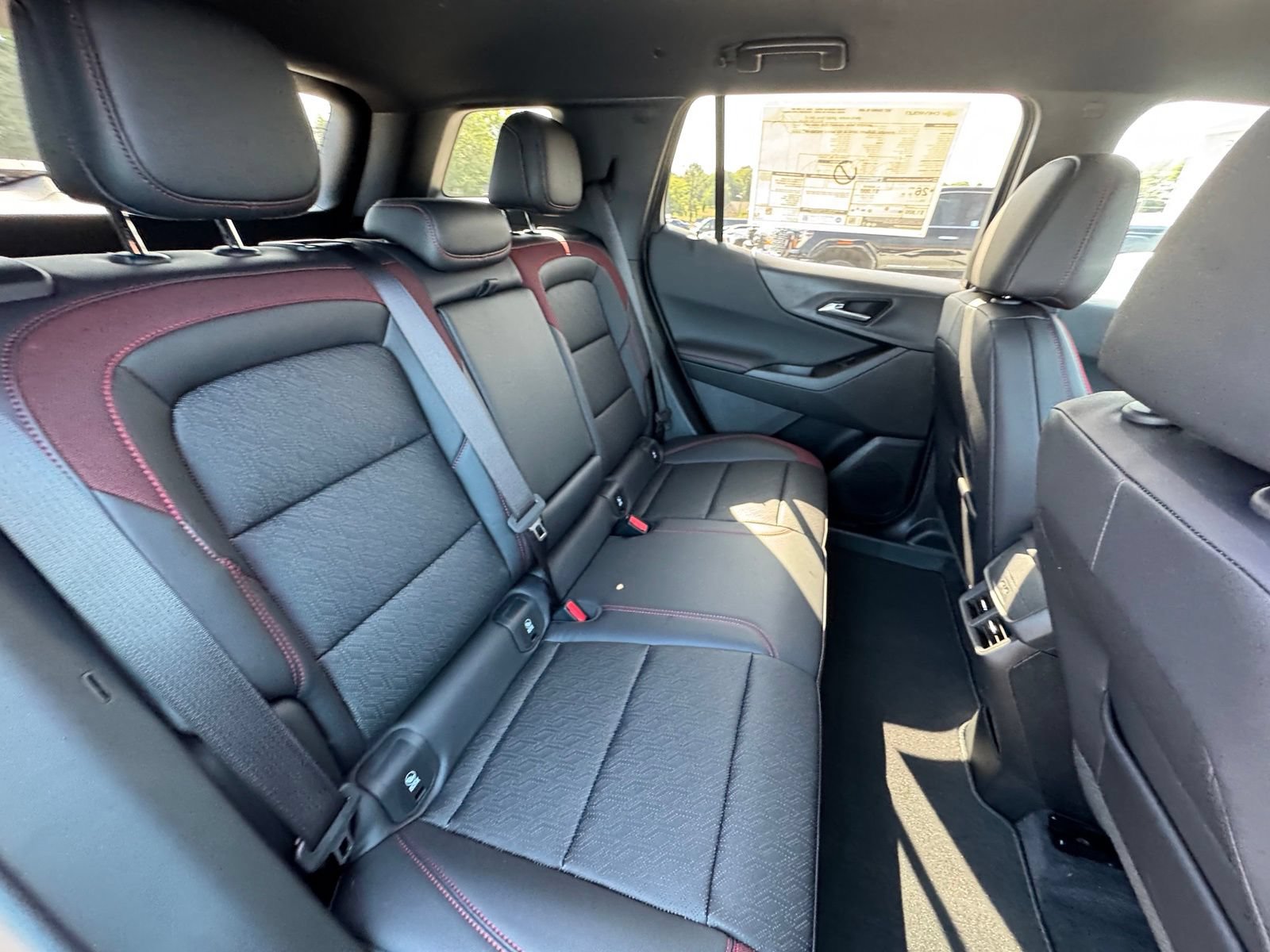 New 2027 Chevrolet Equinox RS AWD/4WD image 30