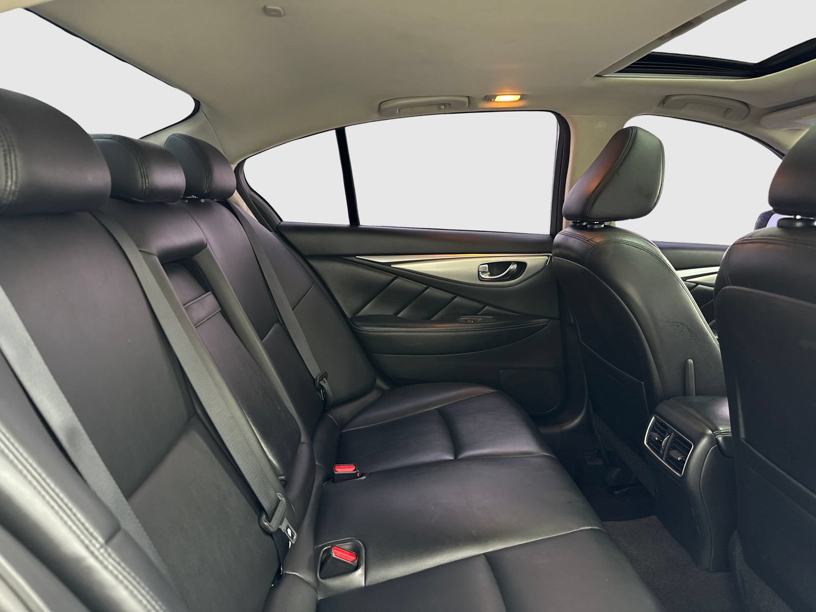 Used 2020 INFINITI Q50 Luxe AWD/4WD image 43