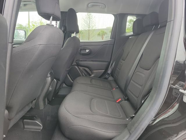 Used 2022 Jeep Renegade Latitude image 10
