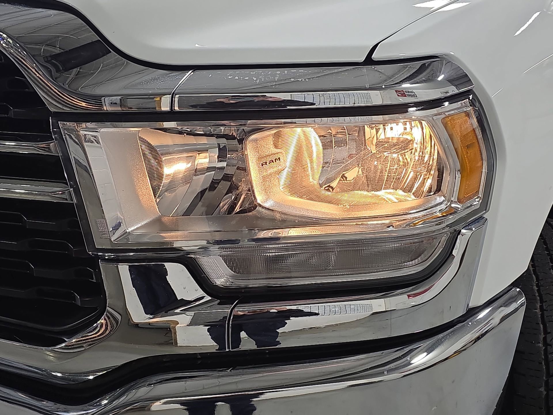 Used 2024 RAM 3500 Big Horn image 28