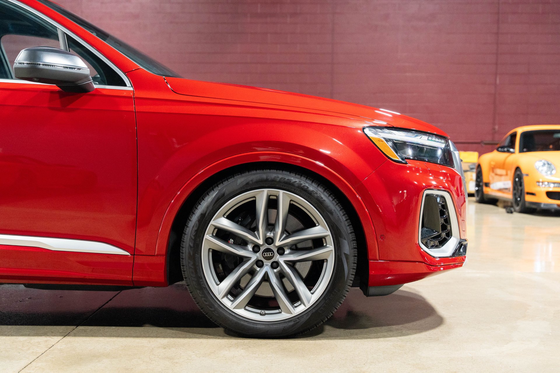 Used 2025 Audi SQ7 Prestige w/ Prestige Package AWD/4WD image 11