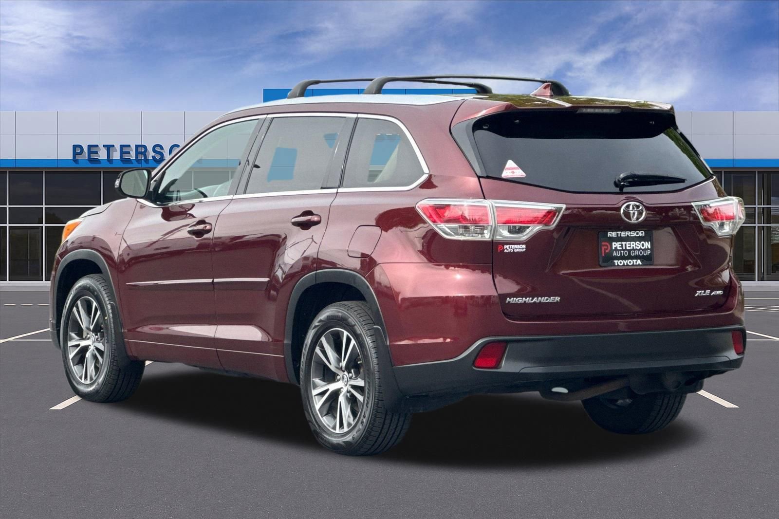 Used 2016 Toyota Highlander XLE AWD/4WD image 6