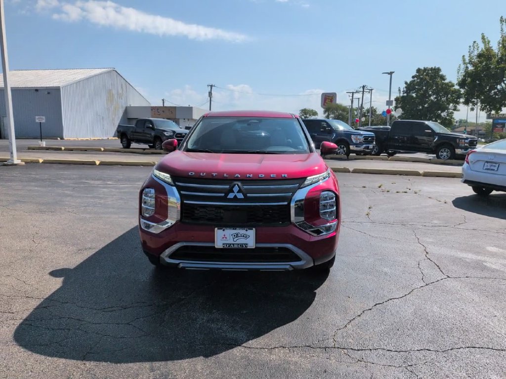 New 2026 Mitsubishi Outlander SE AWD/4WD image 2