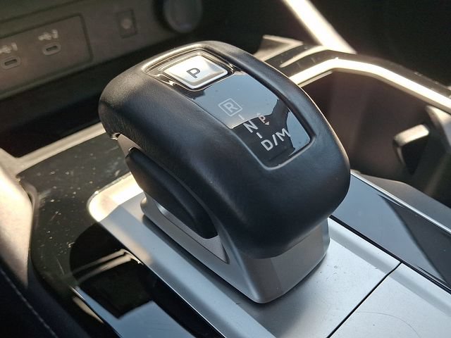 Used 2025 Mitsubishi Outlander SE AWD/4WD image 15