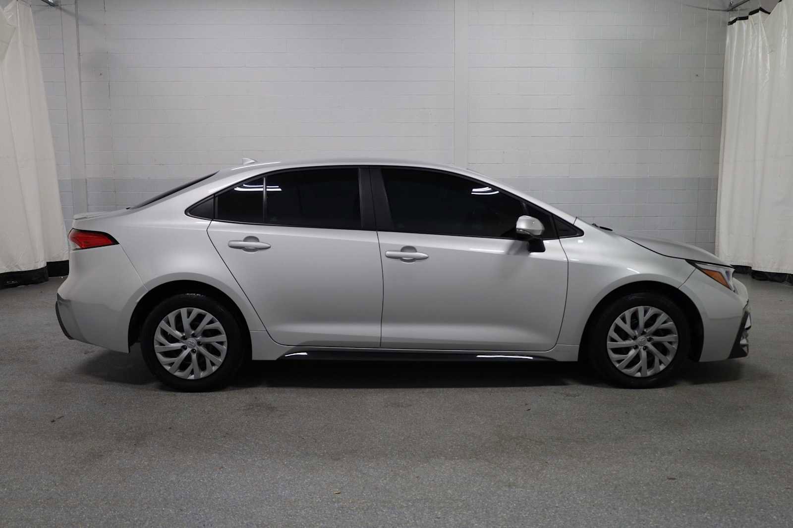 Used 2023 Toyota Corolla SE image 10