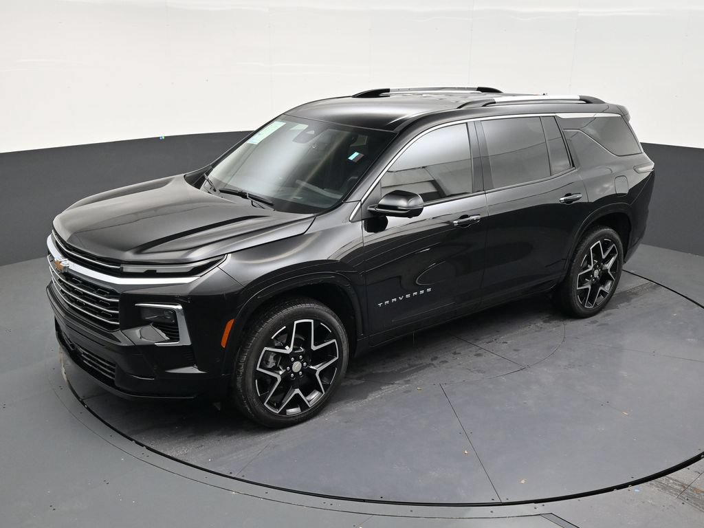 Used 2025 Chevrolet Traverse High Country FWD image 12