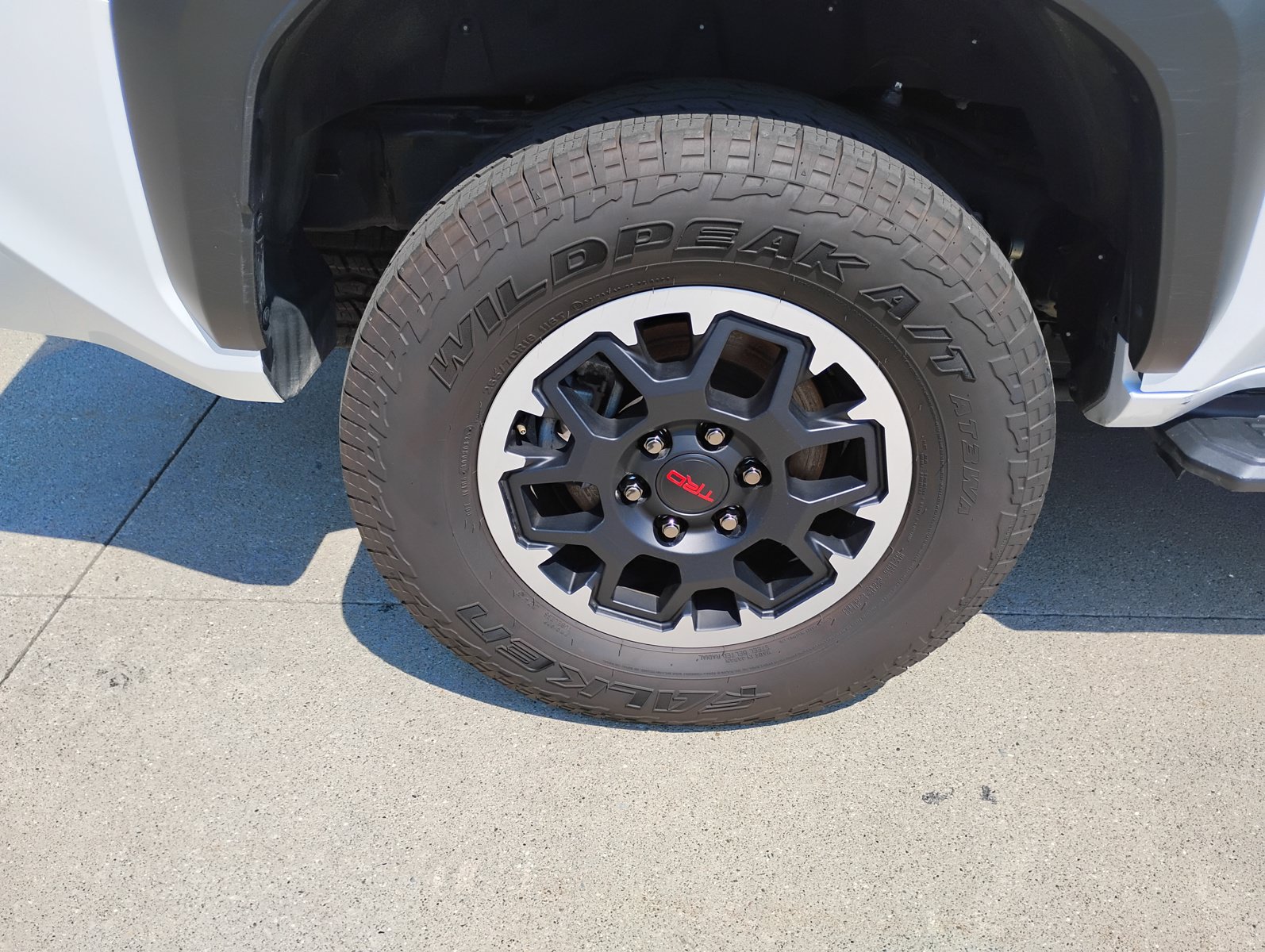 Used 2025 Toyota 4Runner TRD Off-Road AWD/4WD image 32