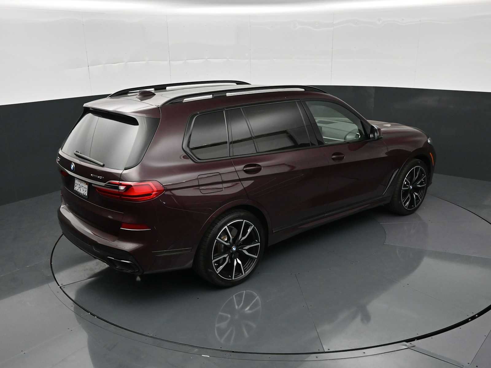 Used 2021 BMW X7 xDrive40i w/ M Sport Package AWD/4WD image 22