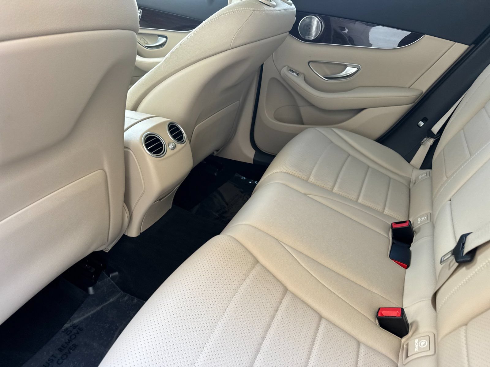 Used 2016 Mercedes-Benz GLC 300 4MATIC image 12
