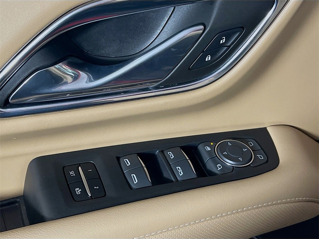 Used 2023 Chevrolet Tahoe Premier image 17