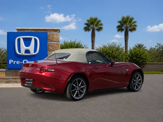 Used 2021 MAZDA MX-5 Miata Grand Touring RWD image 5
