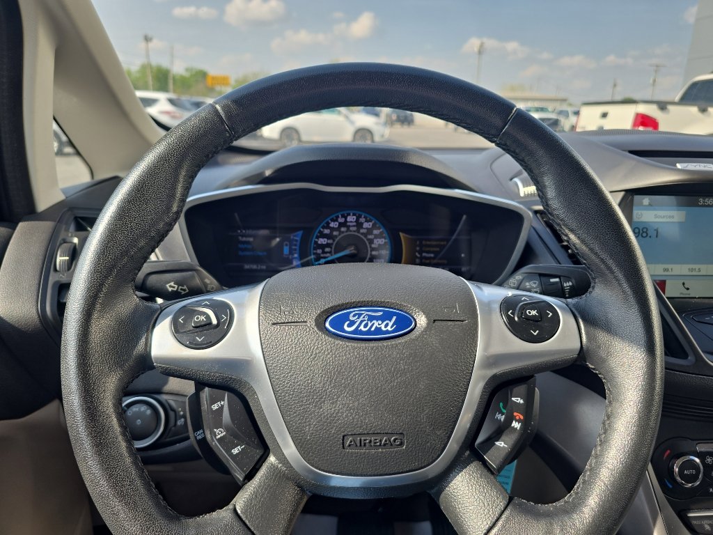 Used 2016 Ford C-MAX SE w/ Equipment Group 202A FWD image 16