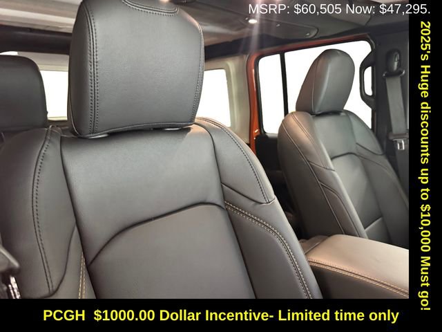 New 2025 Jeep Wrangler Sahara w/ Safety Group image 7