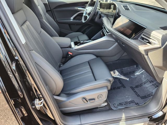 New 2025 Audi Q5 Prestige image 12