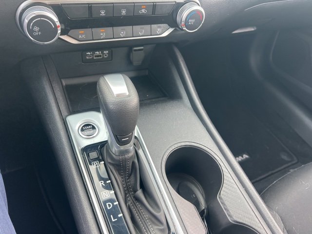 Used 2025 Nissan Altima 2.5 SV image 10