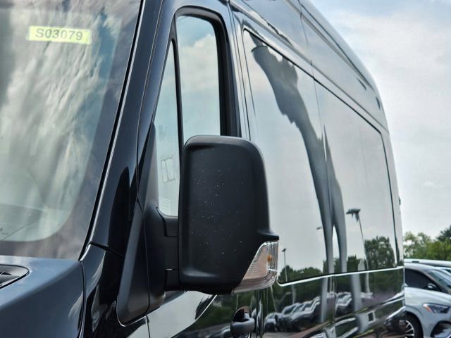 New 2024 Mercedes-Benz Sprinter 3500 image 9