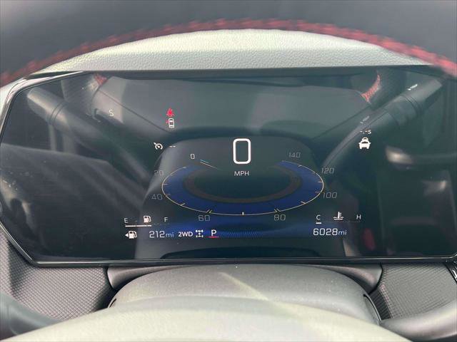 Used 2025 Chevrolet TrailBlazer RS w/ Driver Confidence Package image 24