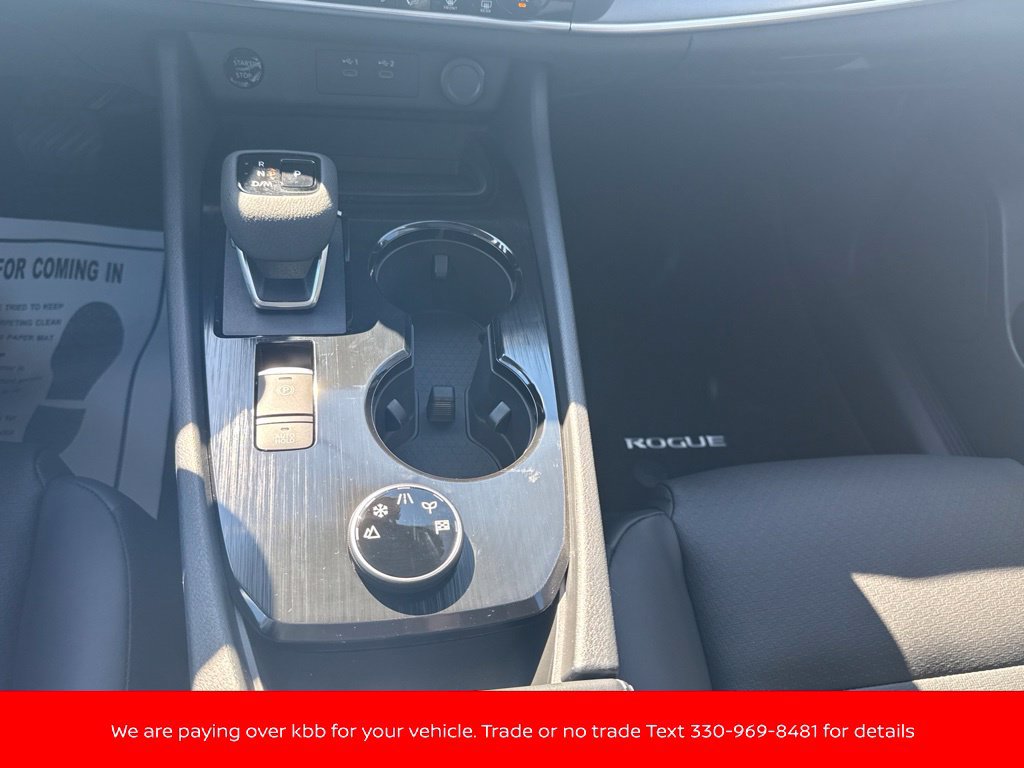 New 2026 Nissan Rogue Dark Armor AWD/4WD image 28
