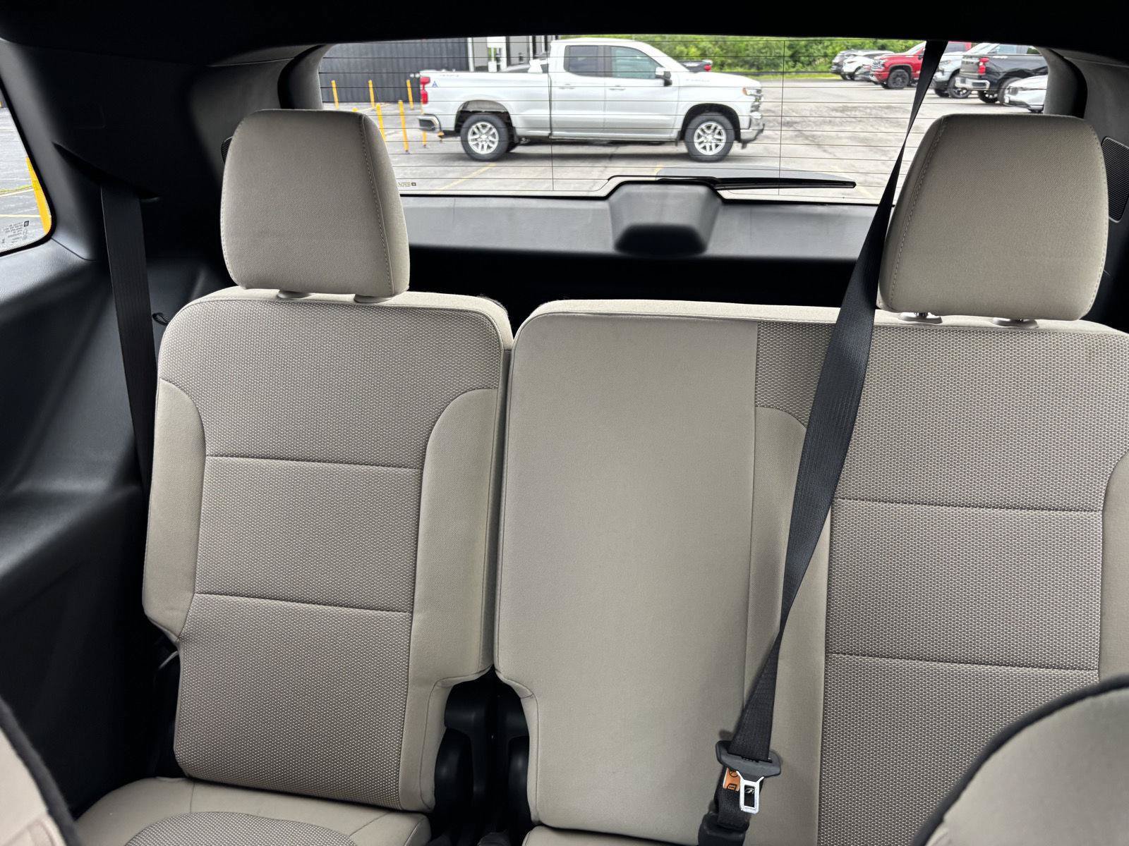 Used 2023 Chevrolet Traverse LT AWD/4WD image 34
