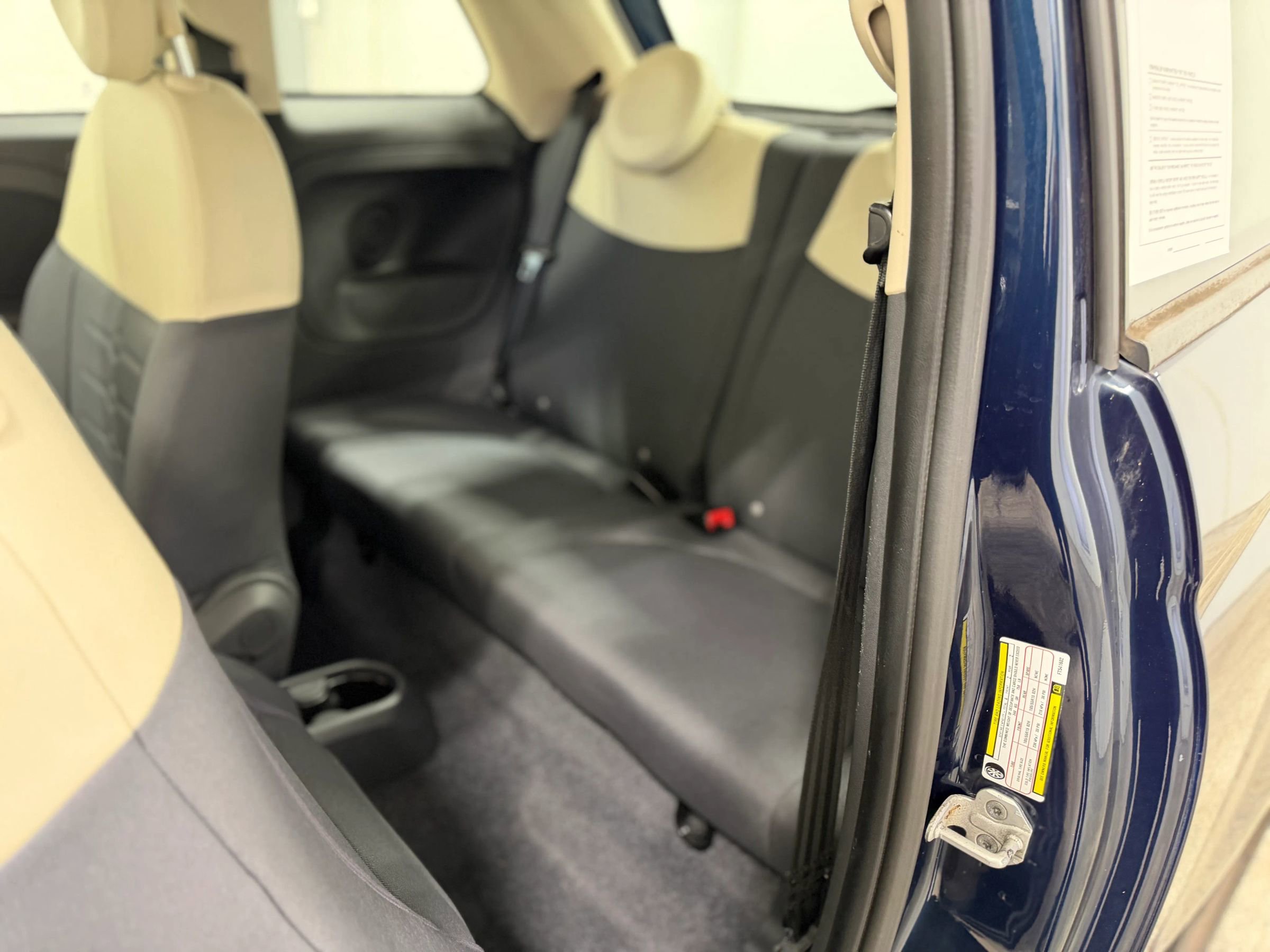 Used 2015 FIAT 500 Pop image 22