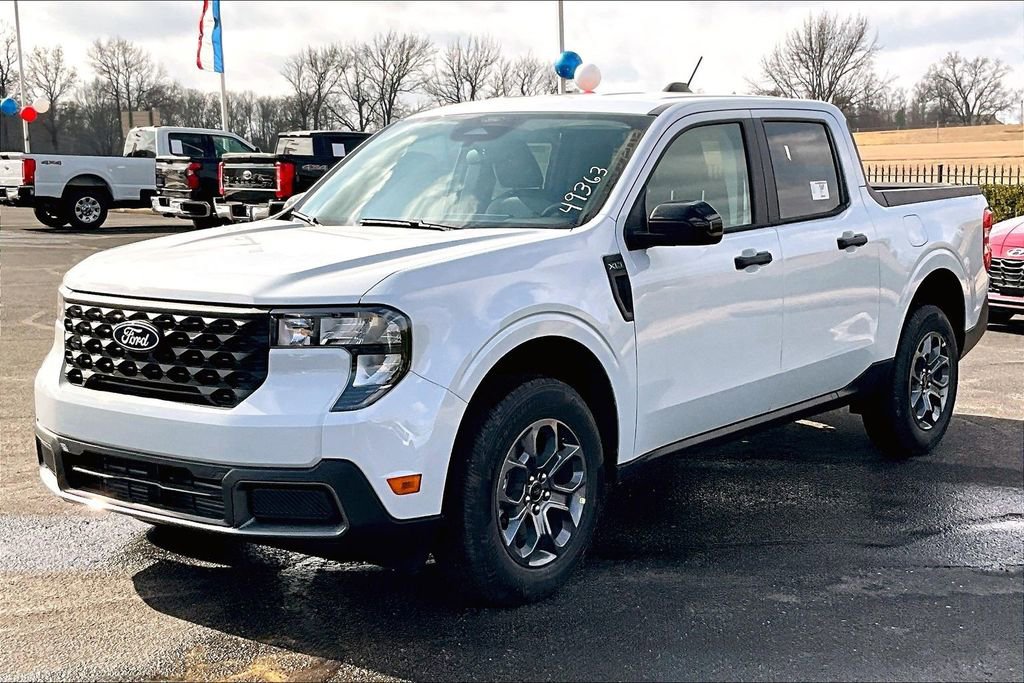 New 2026 Ford Maverick XLT w/ XLT Luxury Package image 2