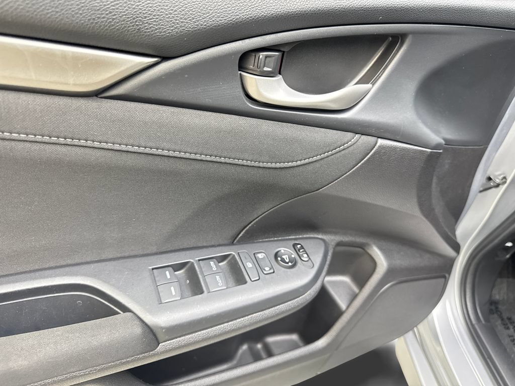 Used 2021 Honda Civic EX image 32